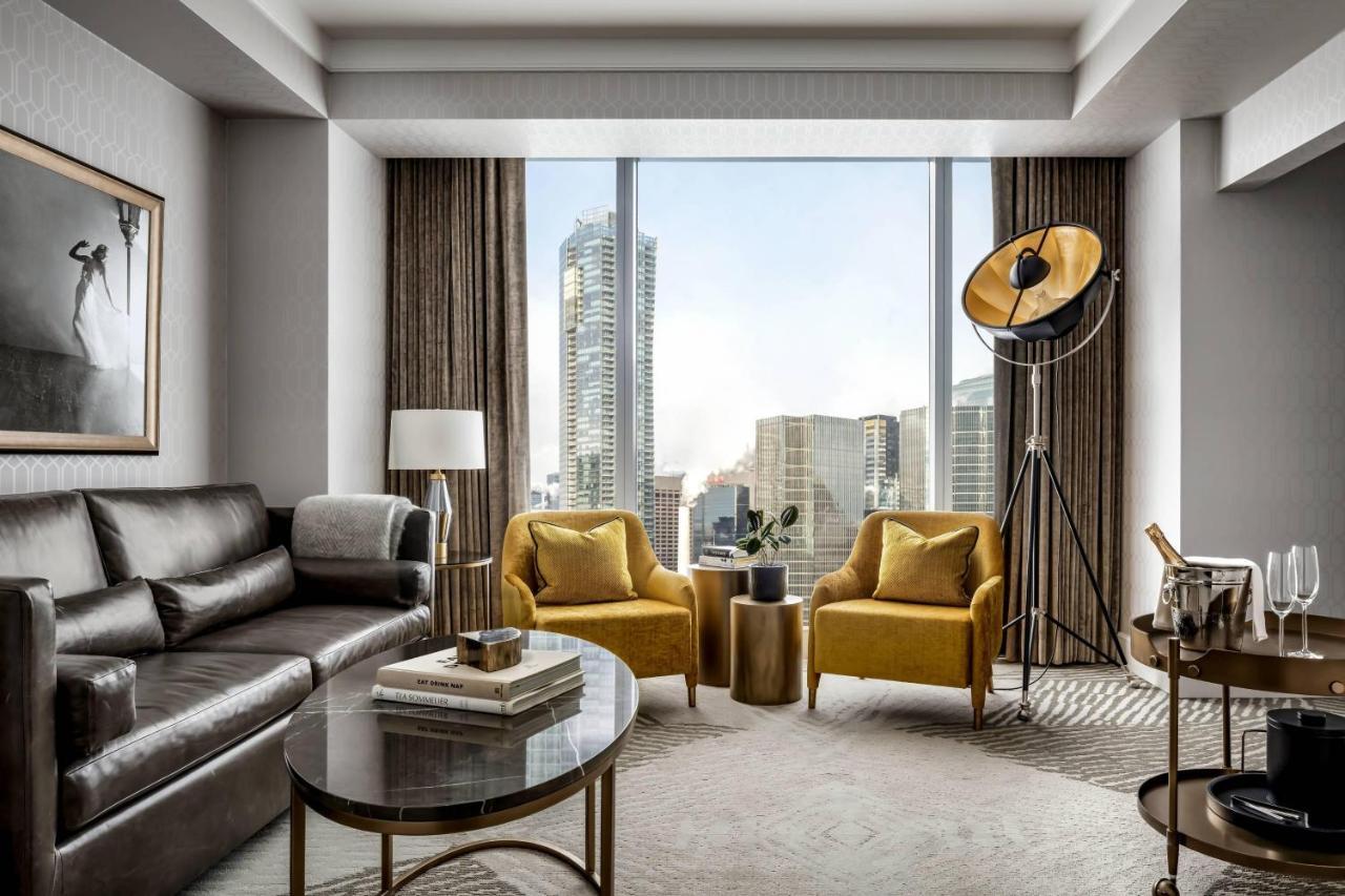 The Ritz-Carlton, Toronto Hotel Exterior photo
