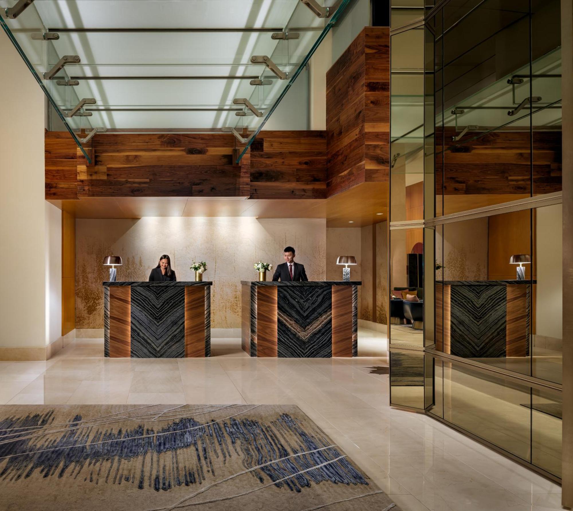 The Ritz-Carlton, Toronto Hotel Exterior photo