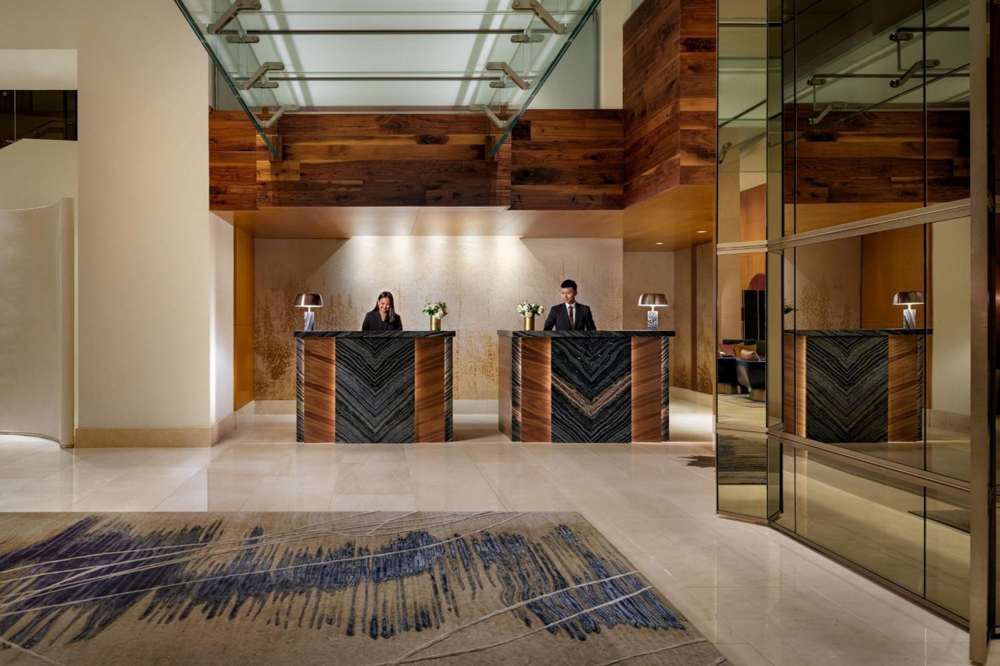 The Ritz-Carlton, Toronto Hotel Exterior photo