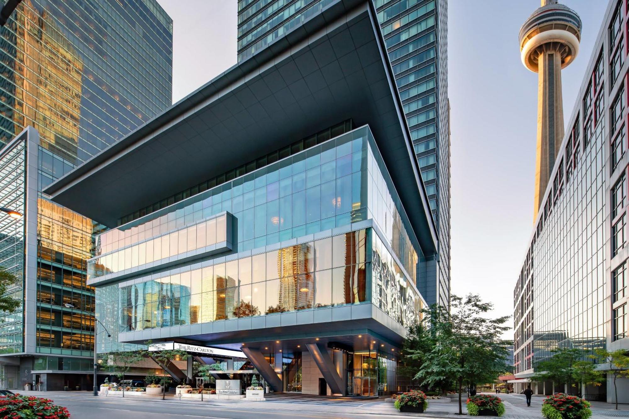 The Ritz-Carlton, Toronto Hotel Exterior photo